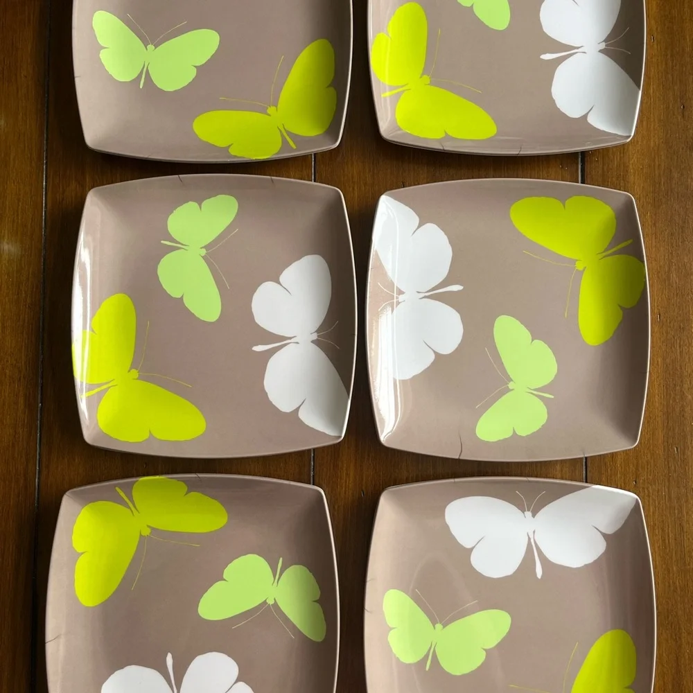 Butterfly Design Dinnerware Set - Picture 3 of 4